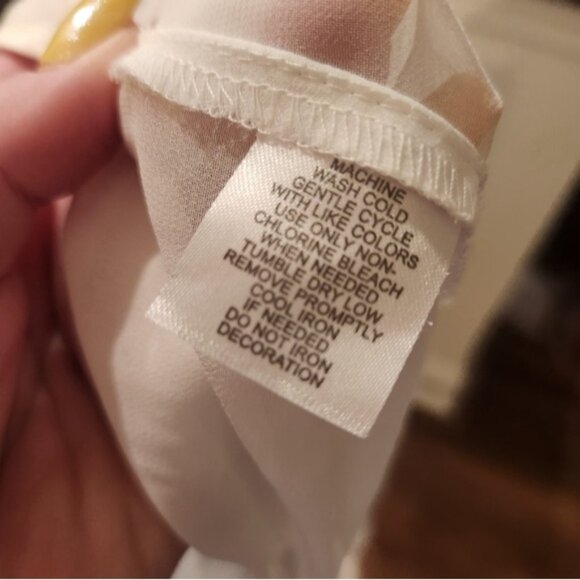 Vintage Elegant White Lace Trim Slip - Picture 5 of 5